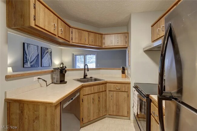 Foto del edificio - 1200 Tollis Pkwy