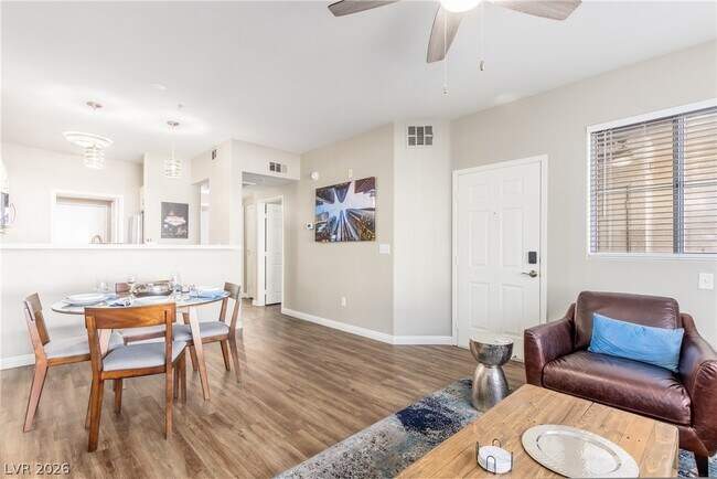 Foto del edificio - 7189 S Durango Dr