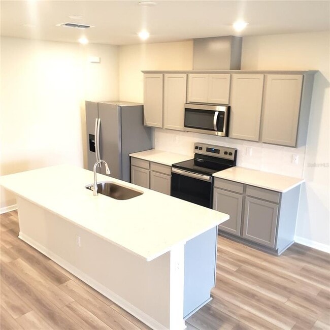 Building Photo - 6316 Tabebuia Pkwy