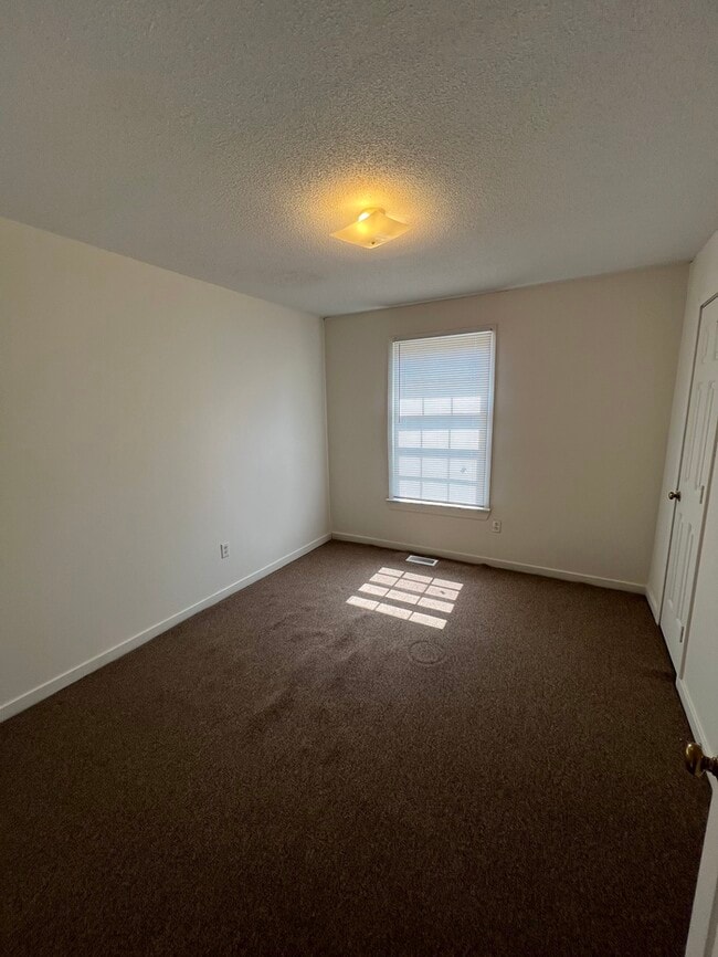 Building Photo - 414 Timmy Ln