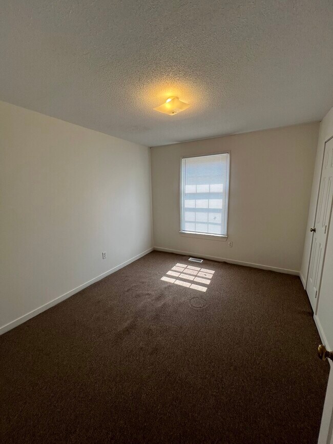 Foto del edificio - 414 Timmy Ln