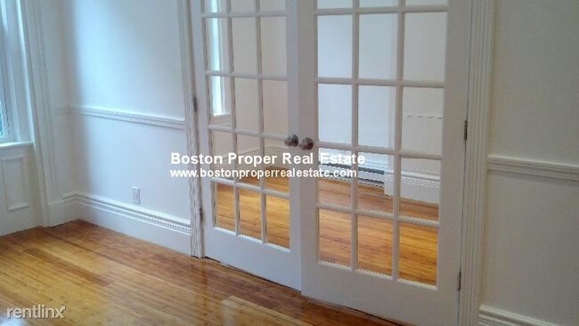 Foto del edificio - 254 Newbury St