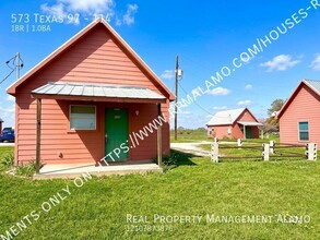 Building Photo - 573 TX-97