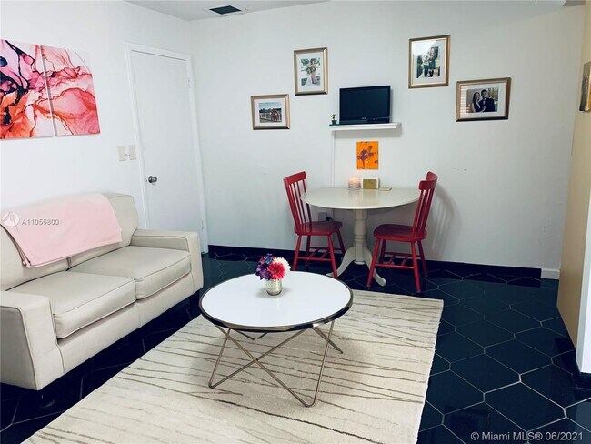 Foto del edificio - 11230 SW 138th St