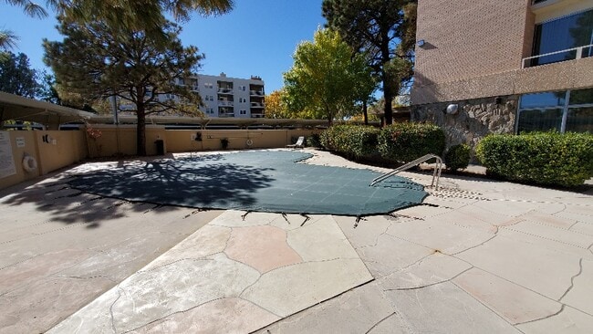 Building Photo - 1331 Park Ave SW