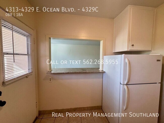 Foto del edificio - 4313-4329 E. Ocean Blvd.-4329C