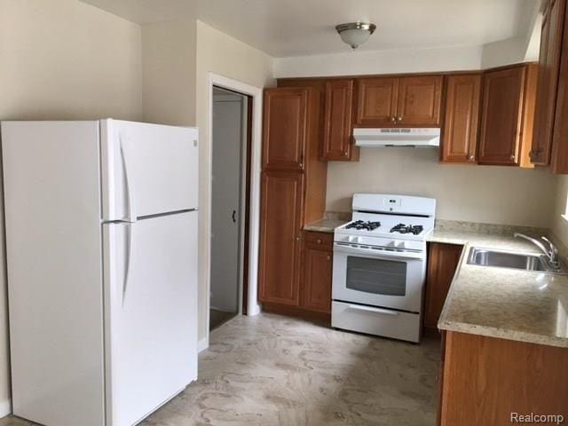 Foto del edificio - 24704 Willowby Ave