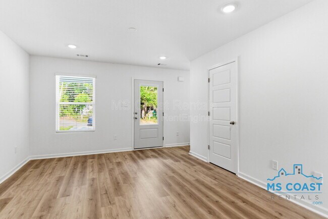 Foto del edificio - 13459 Gorman St