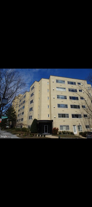 Building Photo - 5315 Connecticut Ave NW