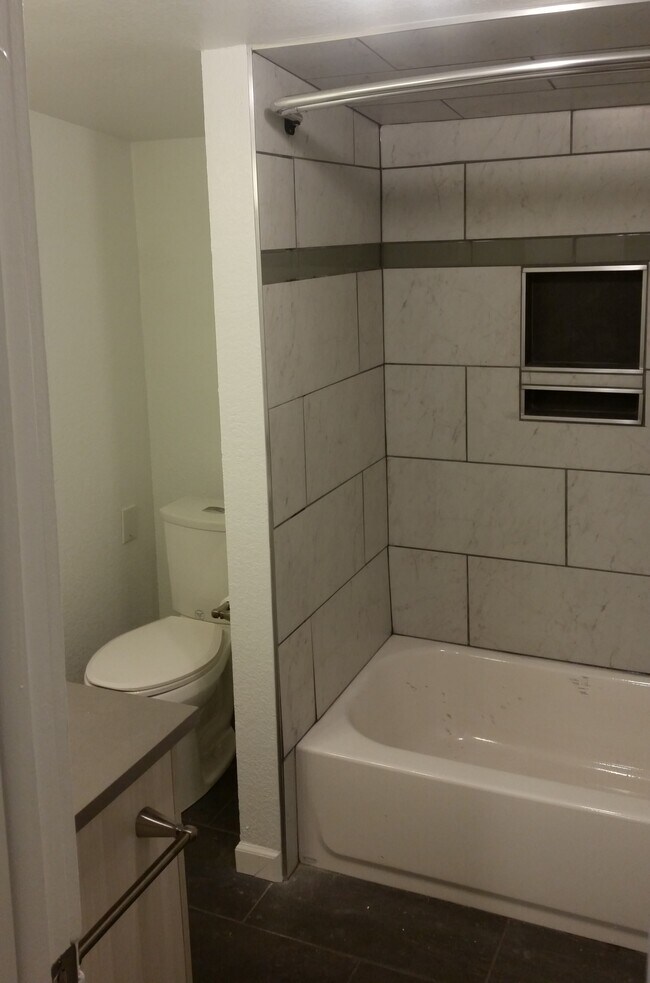 Foto del edificio - 4728 Zuni Street