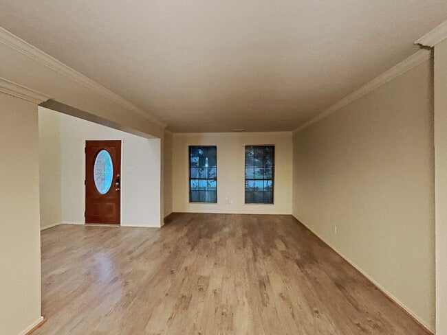 Building Photo - 9818 Golden Prairie Ln