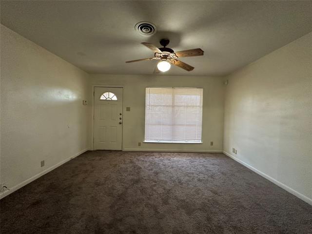 Foto del edificio - 3345 Shorewood Dr