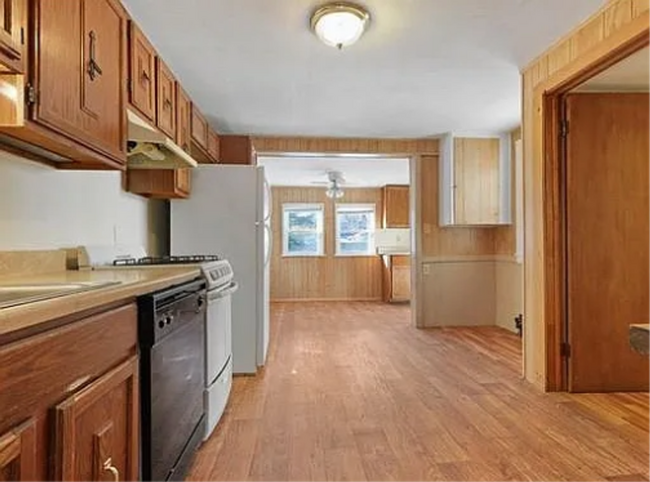 Foto del edificio - Cozy Milford Single Family – 3 Beds, Laundry, Parking!