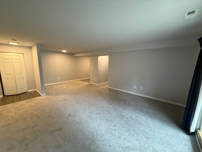 Building Photo - Fresh Price Update! - Renovated Condo in Quiet Community on 1st Floor!