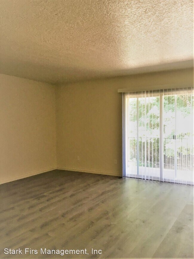 Foto del edificio - 15220 SE Stark St