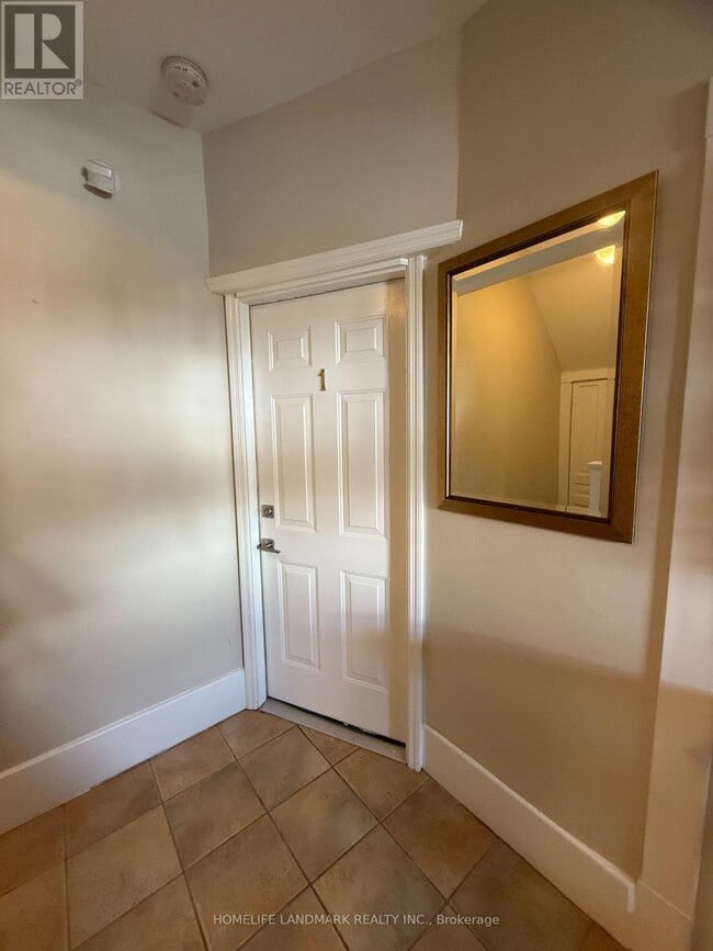 Building Photo - 246 Euclid Ave