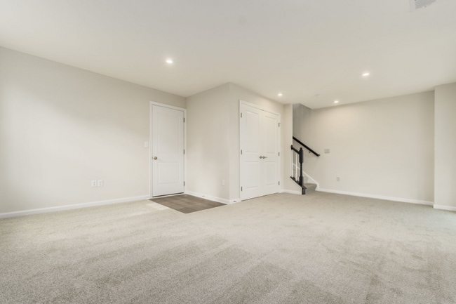 Building Photo - 7675 Felder Dr