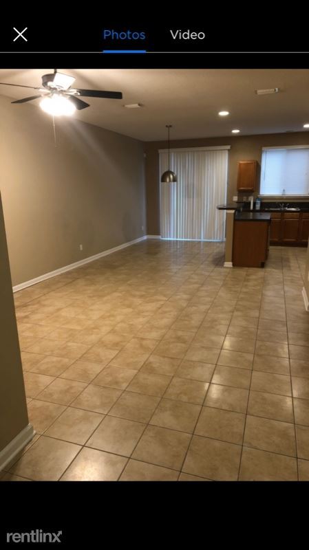 Foto del edificio - 2358 Sunset Bluff Dr