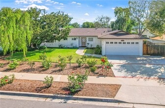 Building Photo - 1281 La Colina Dr