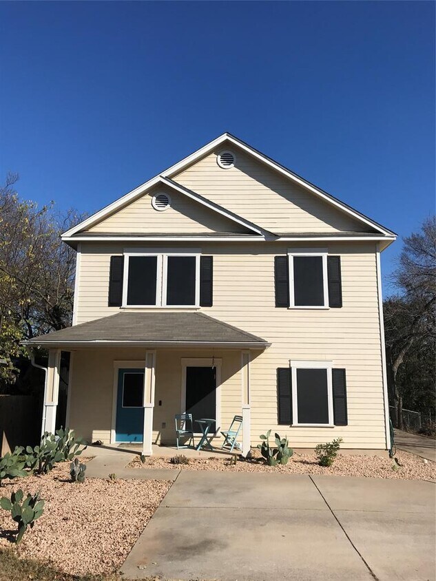 Foto principal - 1307 Walnut Ave