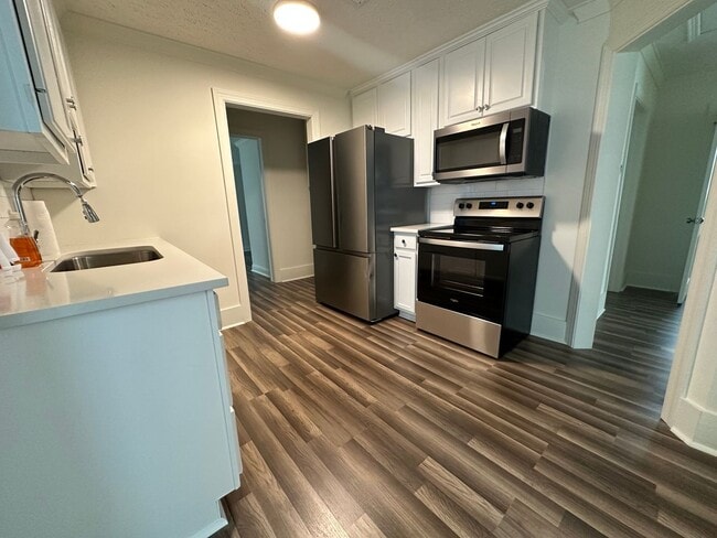 Building Photo - 1814 Newark Ave