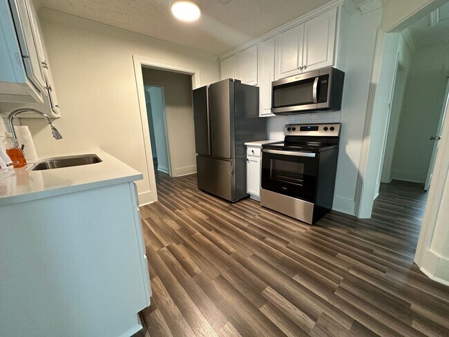 Foto del edificio - 1814 Newark Ave