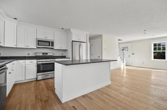 Foto del edificio - 101 Plum Hollow Rd