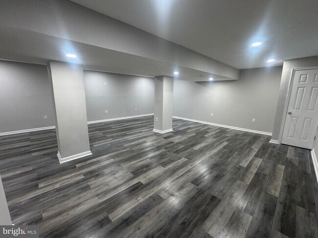 Foto del edificio - 136 Redden Ln