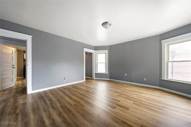 Foto del edificio - 3414 Daisy Ave