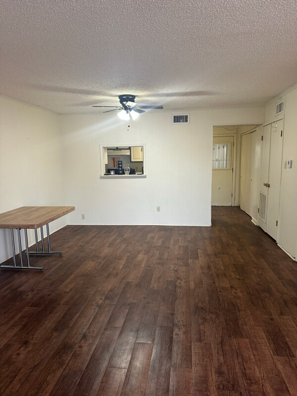 Foto del edificio - 5930 Orleans Pl