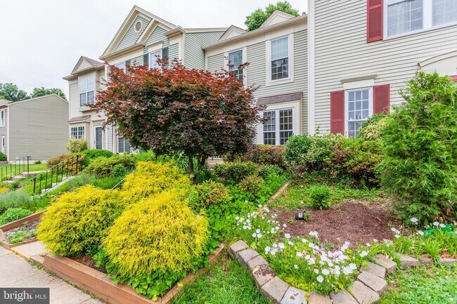 Foto del edificio - 7124 Westfield Ct