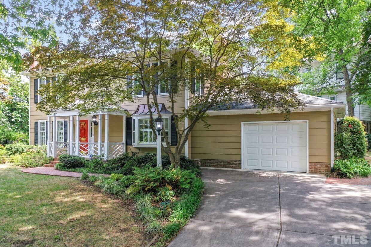 Foto principal - 802 Cowper Dr