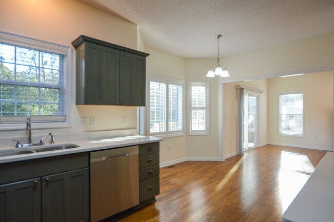 Foto del edificio - Escoba Bay Community- 3 Bedroom PLUS Bonus Room