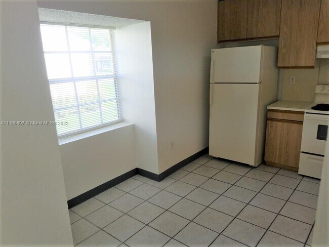 Building Photo - 13749 SW 147th Cir Ln