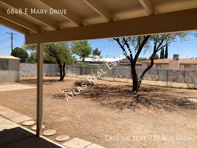 Building Photo - HOLIDAY SPECIAL! 2 WEEKS FREE RENT IF MOVE...