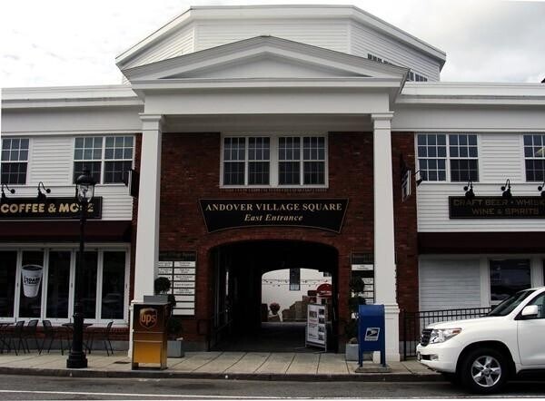 Primary Photo - 89 Main St