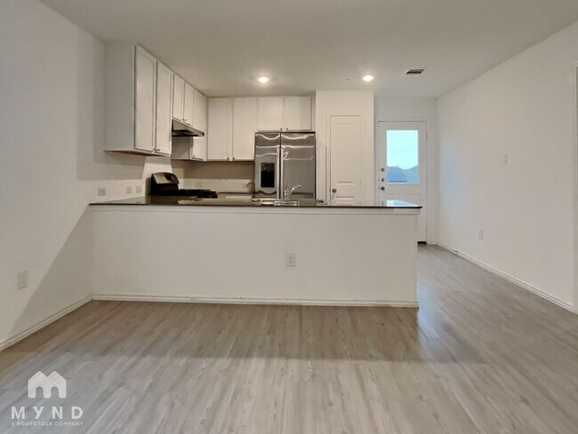 Foto del edificio - 14521 Payton Flts