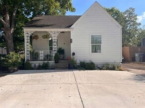 Building Photo - 6630 Overlook Dr