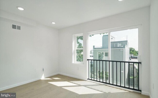 Foto del edificio - 2634 Manton St