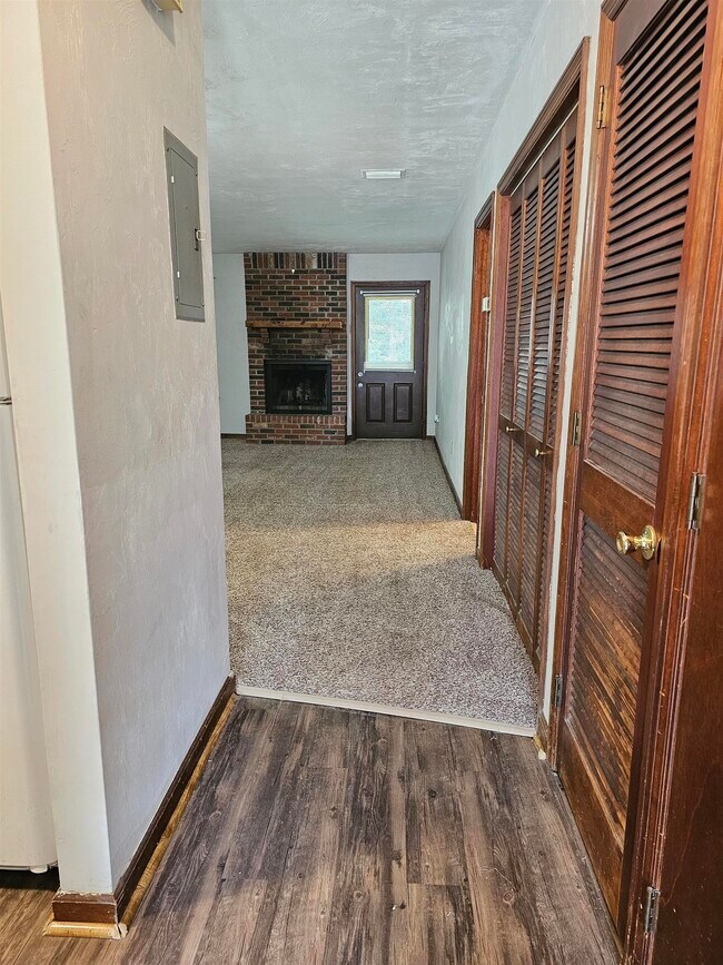 Foto del edificio - 2917 Woodrich Dr