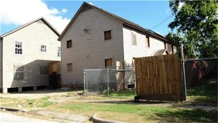 Building Photo - 2619 Canfield St