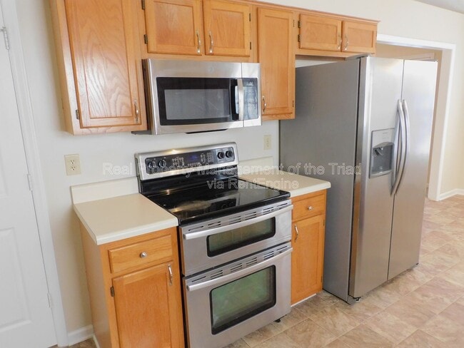 Foto del edificio - 600 Pecan Ridge Cir