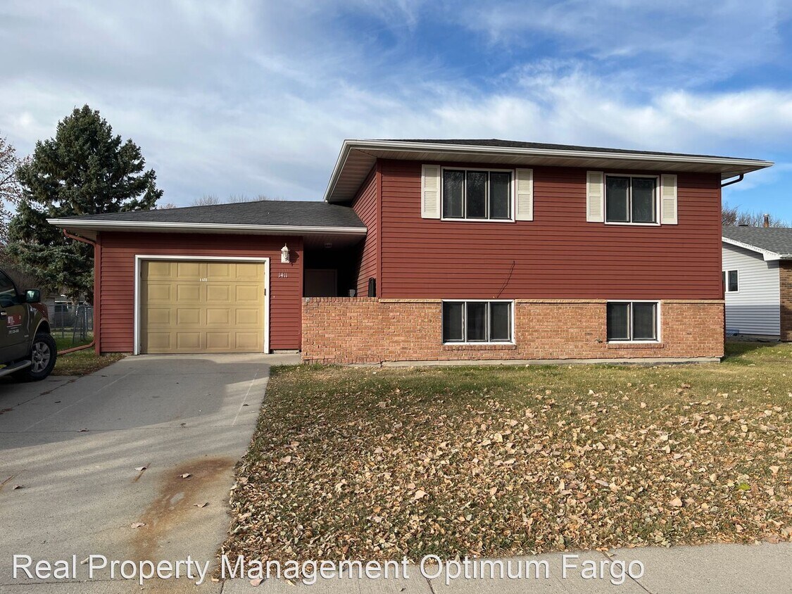 Primary Photo - 4 br, 2 bath House - 1411 17th St S