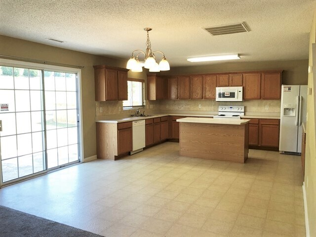 Foto del edificio - 338 Averasboro Dr