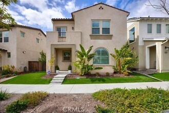 Building Photo - 1127 Camino Levante