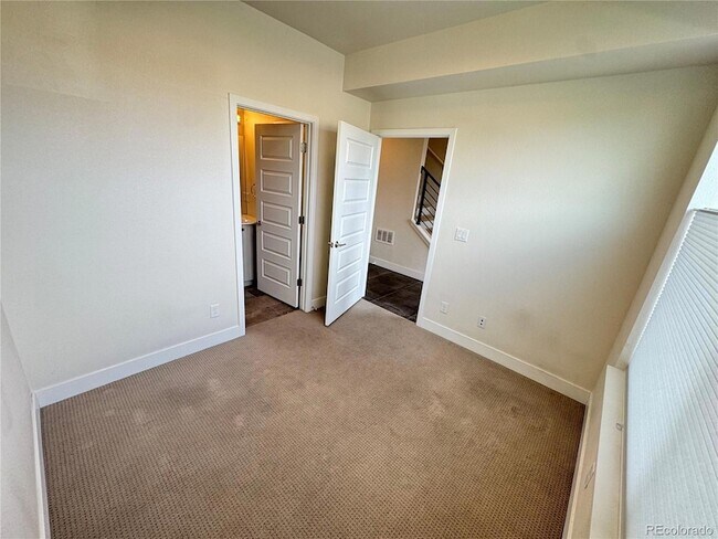 Foto del edificio - 3050 Wilson Ct