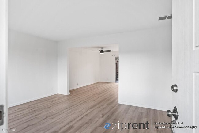 Foto del edificio - 3 br, 1.5 bath Townhome - 4148 Ravenwood P...