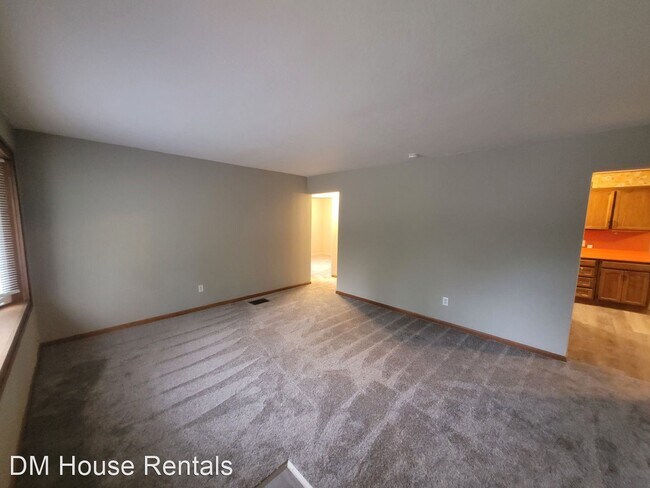 Foto del edificio - 4 br, 1 bath House - 7503 SW 17th Street