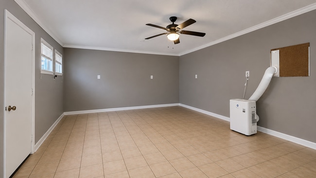 Building Photo - Studio Apartment