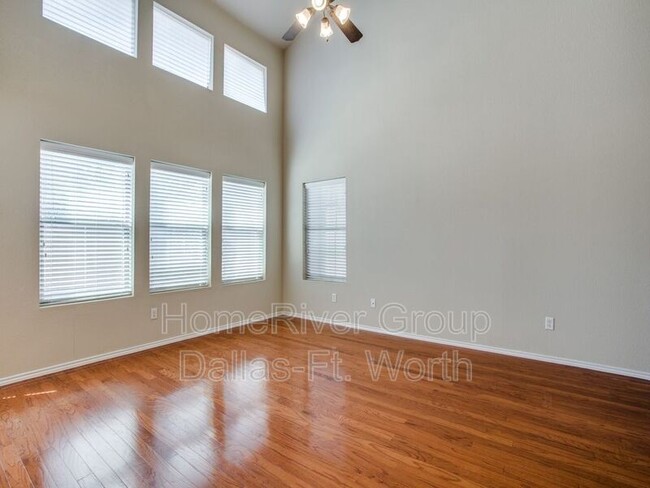 Building Photo - 1145 Landon Ln